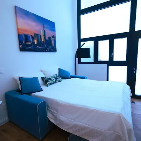 Casa Duda In Apartamento *