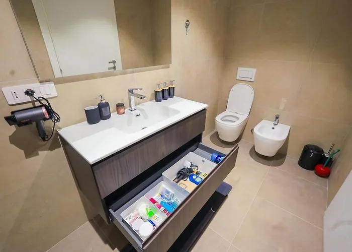 Casa Duda In Apartamento Milán